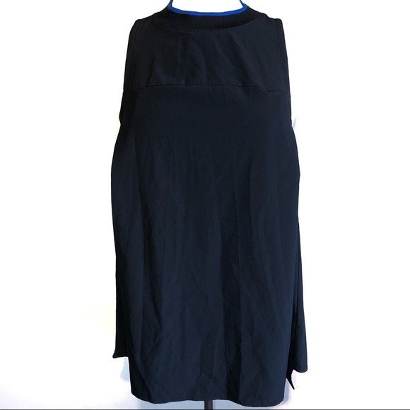 Under Armour Tops - Under Armour Breakaway Tank Black Size XS